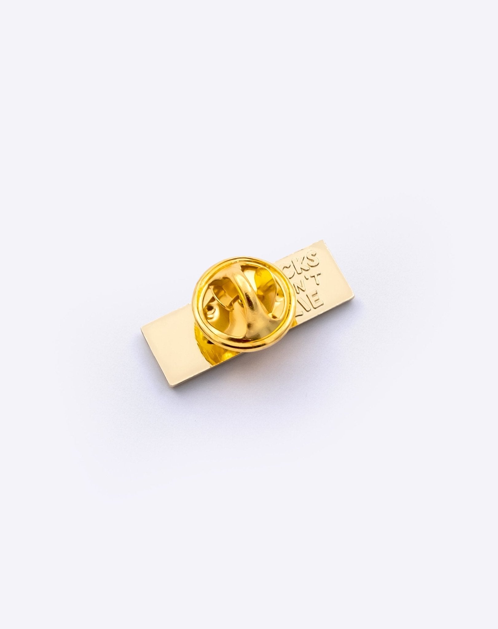 Pin - Pin – Cocky Red - Dicks Don't Lie - PINCOCCROS