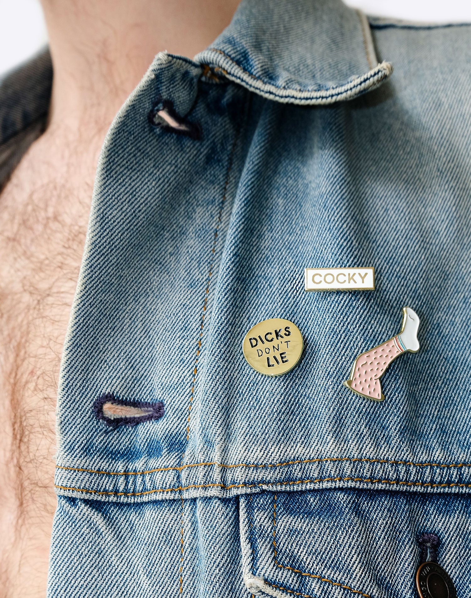 Pin - Pin – Cocky White - Dicks Don't Lie - PINCOCVWOS